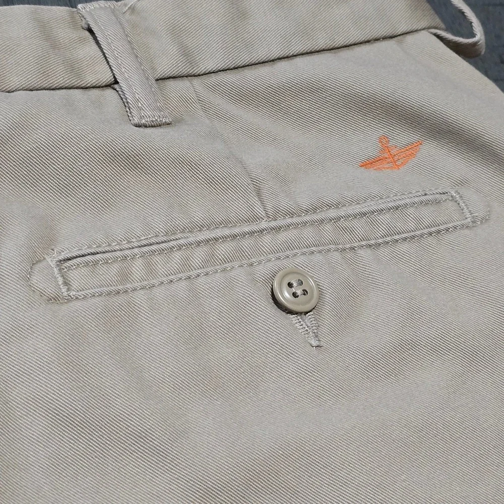 Dockers D3 Classic Mens 38x30 Flat Front‎ Khaki Dress Pants Trousers Tan
